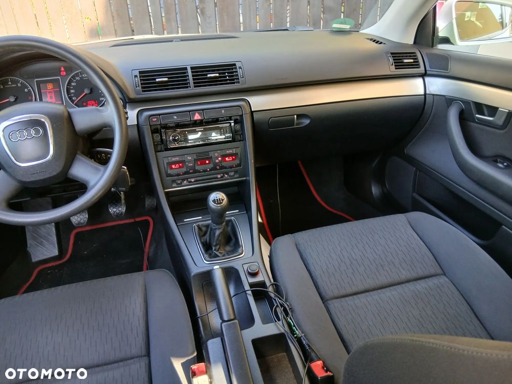 Audi A4 Limousine - 38