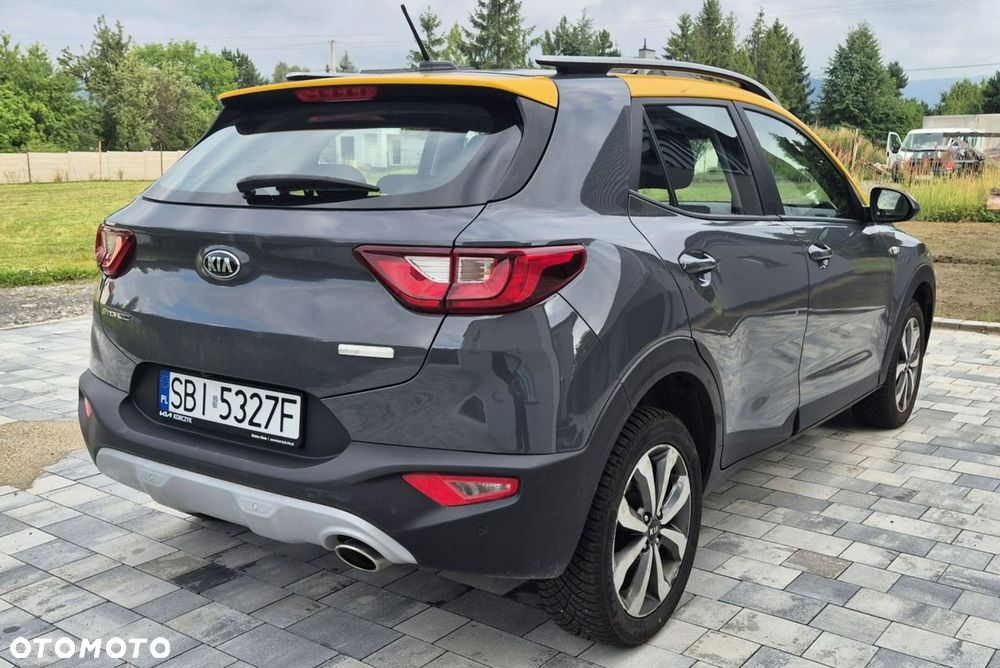 Kia Stonic - 8