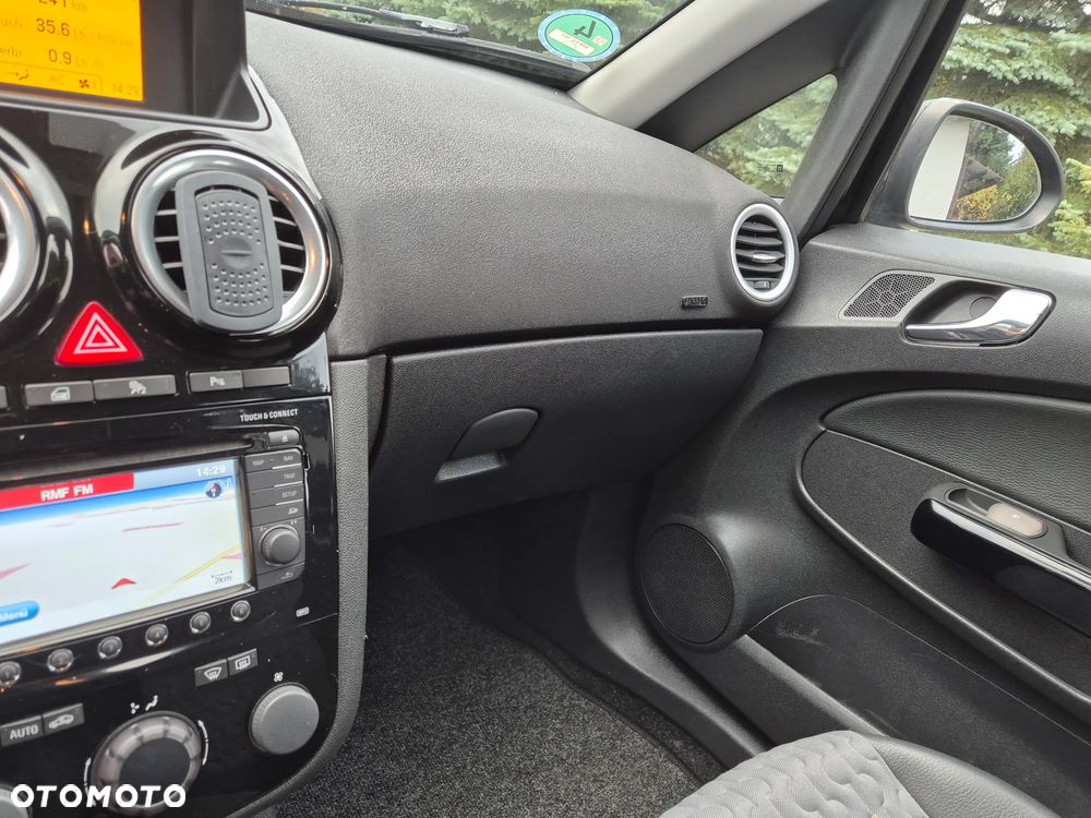 Opel Corsa ver-1-4-t-120-lat-s-s - 18