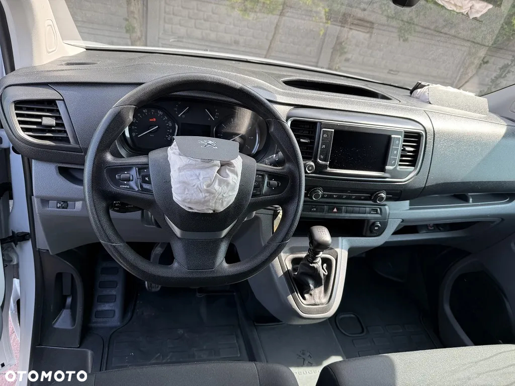 Peugeot Expert - 8