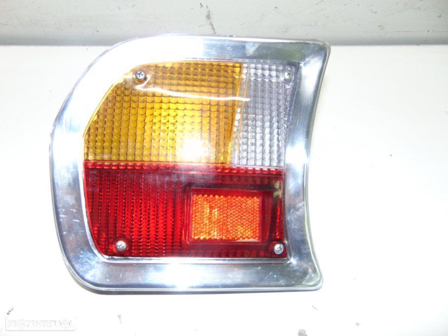 Peugeot 504 - farolim de trás - 1