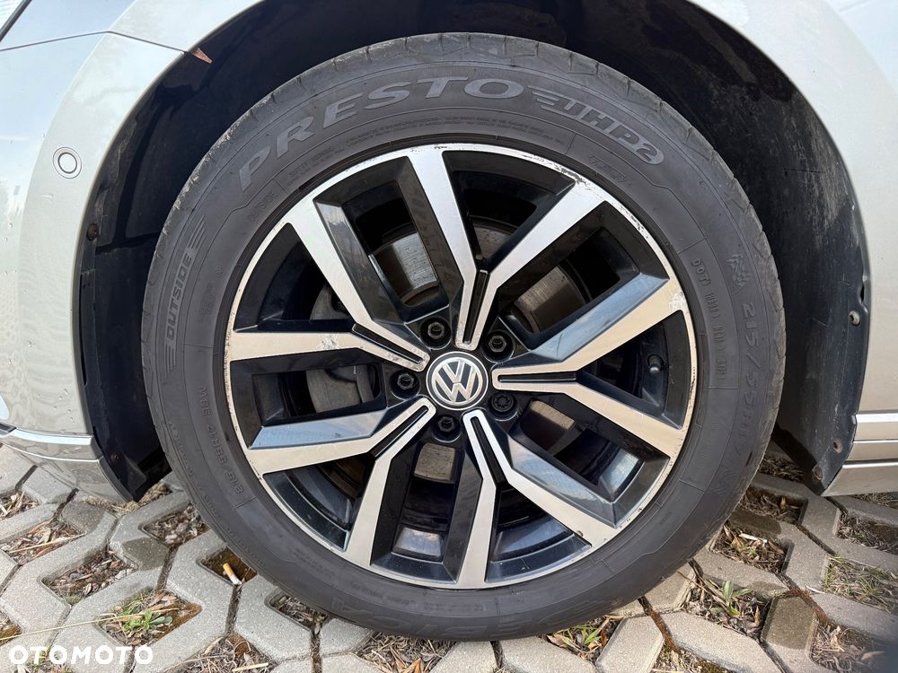 Volkswagen Passat - 19