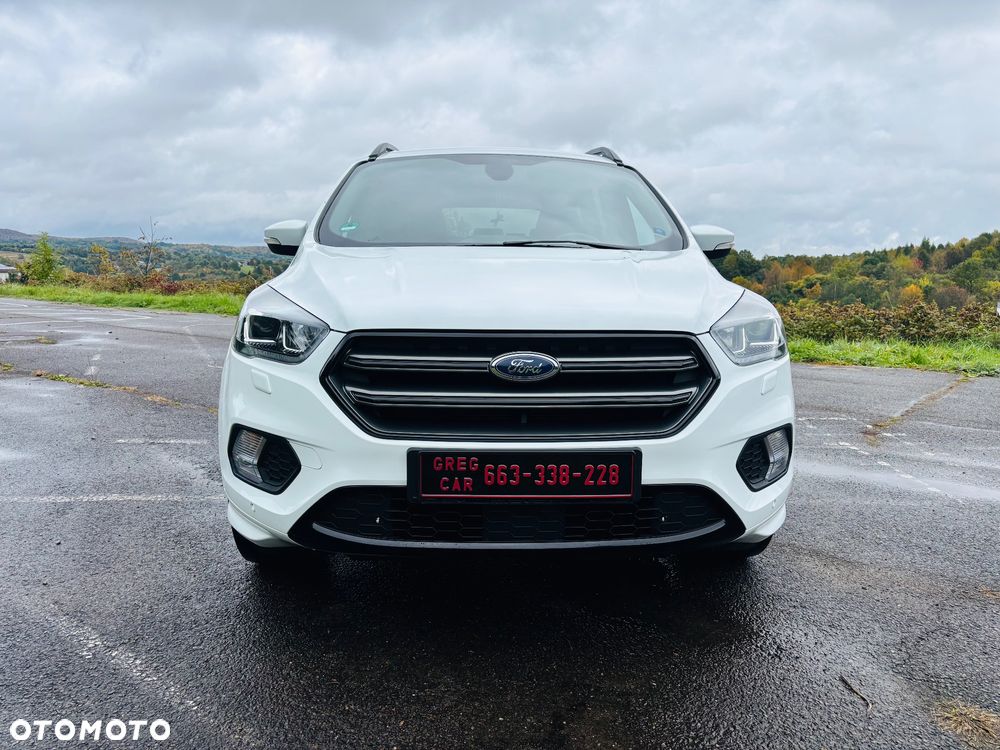 Ford Kuga 1.5 EcoBoost 2x4 ST-Line - 13