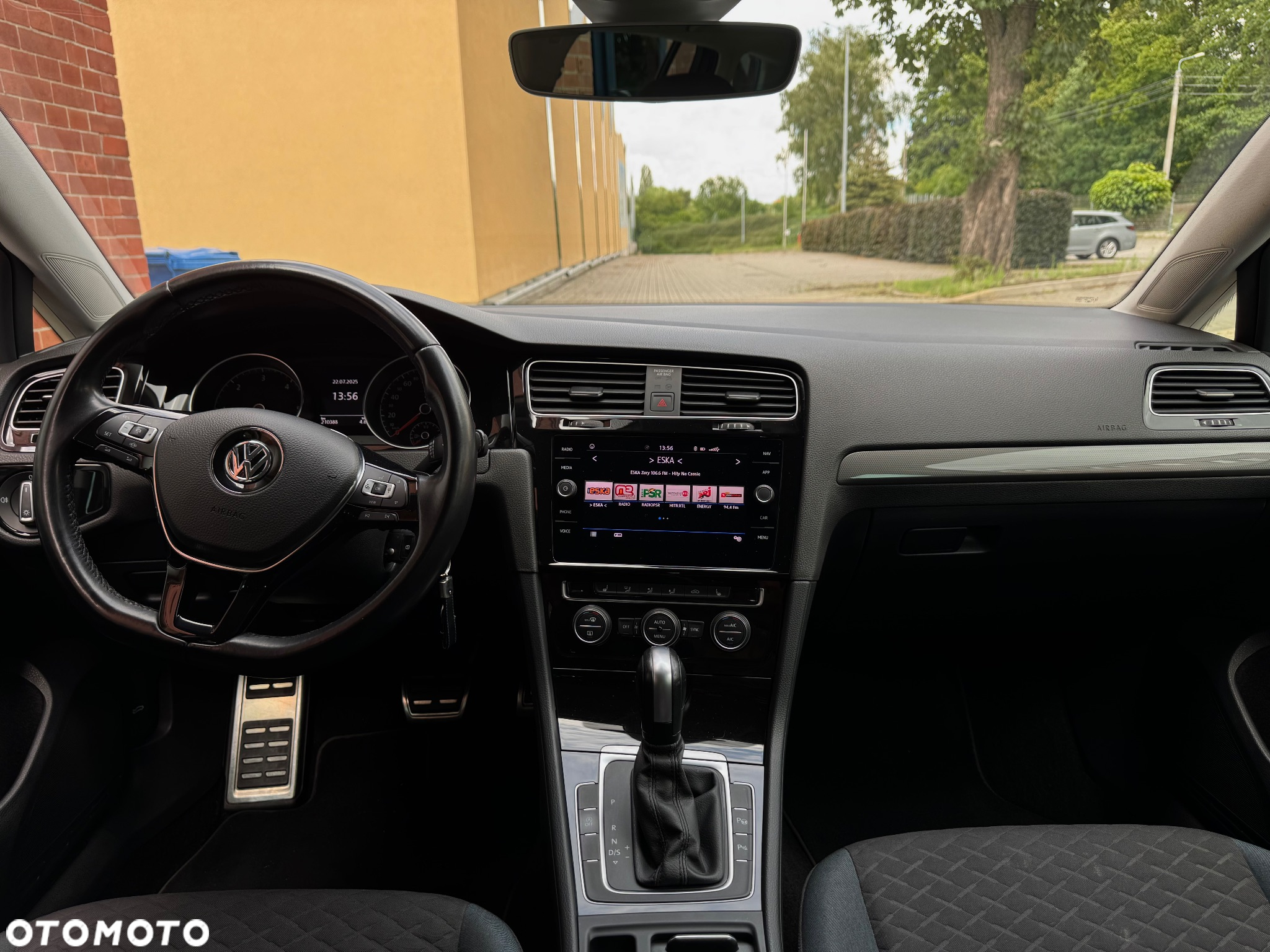 Volkswagen Golf 2.0 TDI SCR DSG IQ.DRIVE - 28