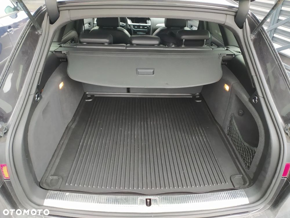 Audi A4 Avant 2.0 TDI e DPF S line Sportpaket - 23