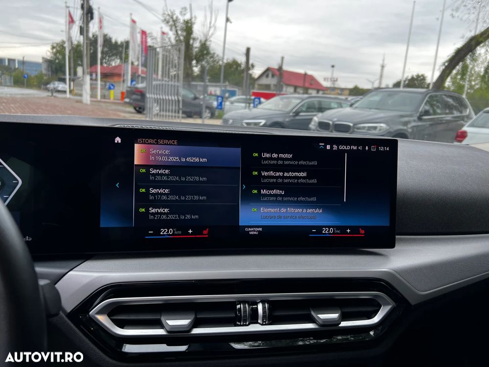 BMW Seria 3 318i AT - 29