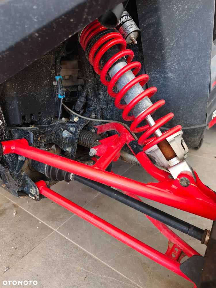 Polaris RZR - 12