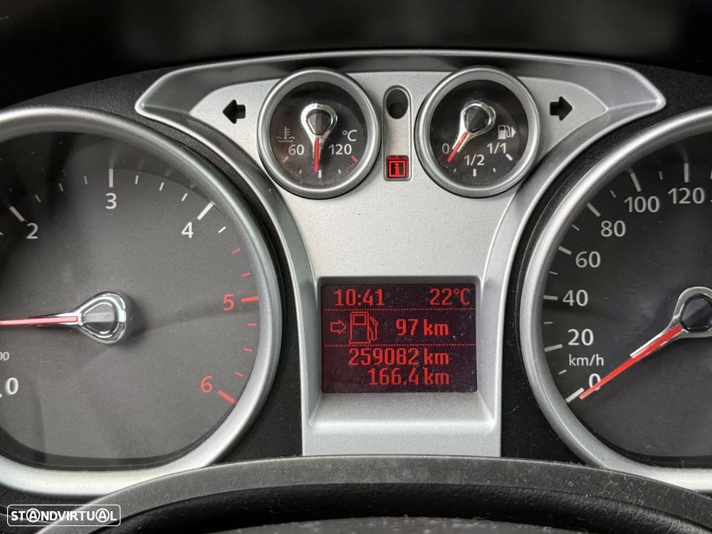 Ford Focus 1.6 TDCi ECOnetic - 12