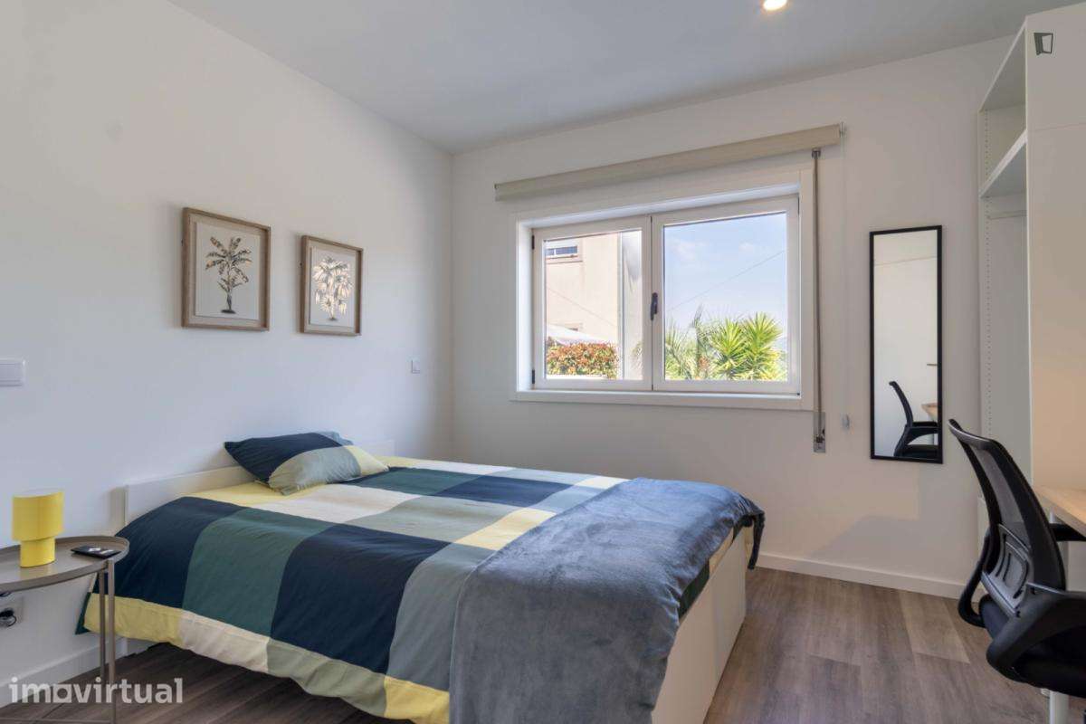 Quarto - localizado em Rio Tinto Porto - Grande imagem: 2/18