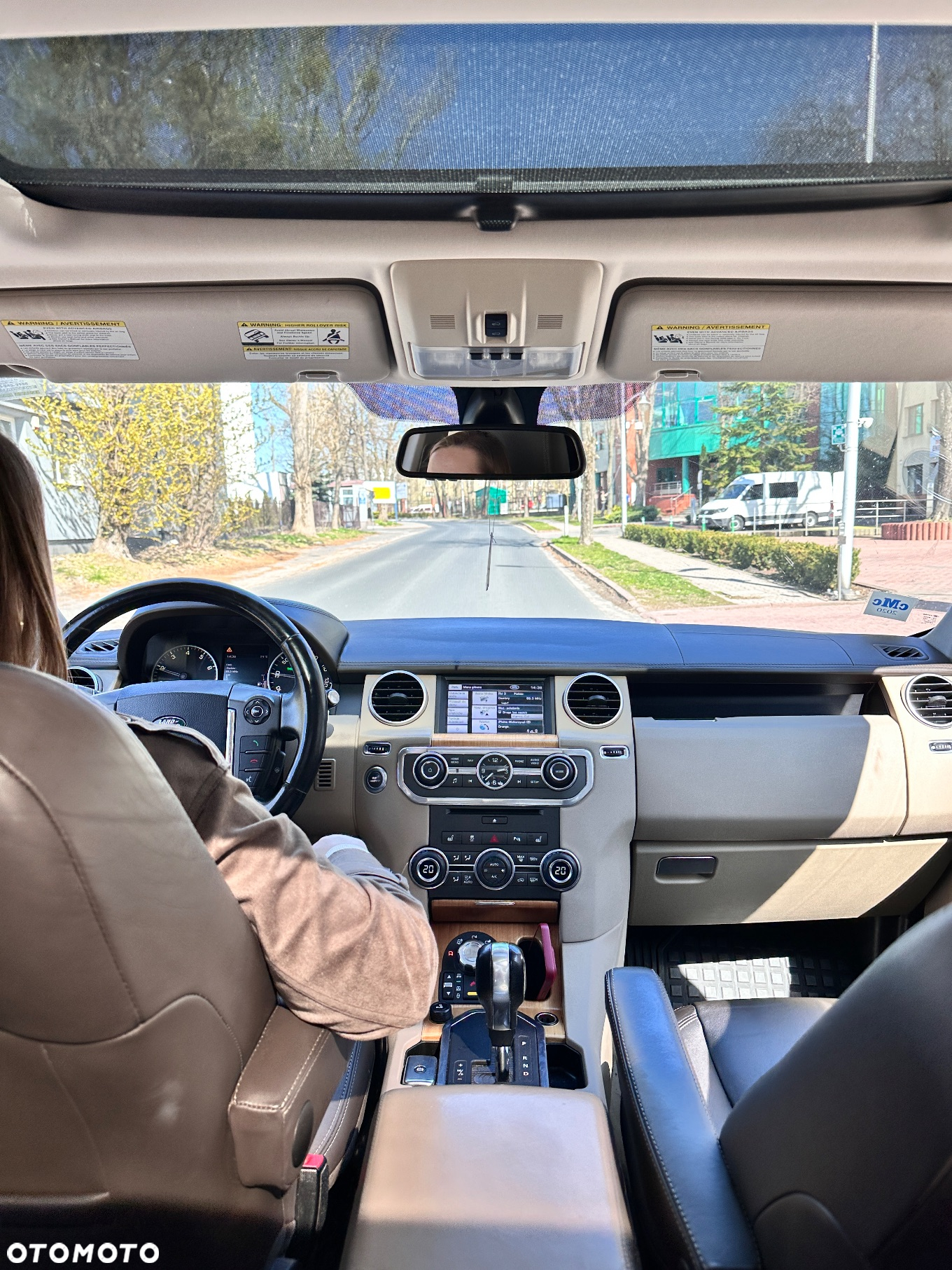 Land Rover Discovery IV 5.0 V8 HSE - 10