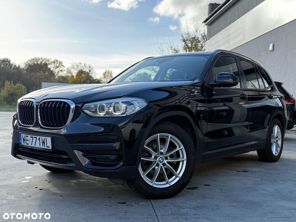 BMW X3 xDrive20i Advantage - 5
