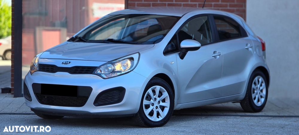 Kia Rio 1.2 Attract - 1
