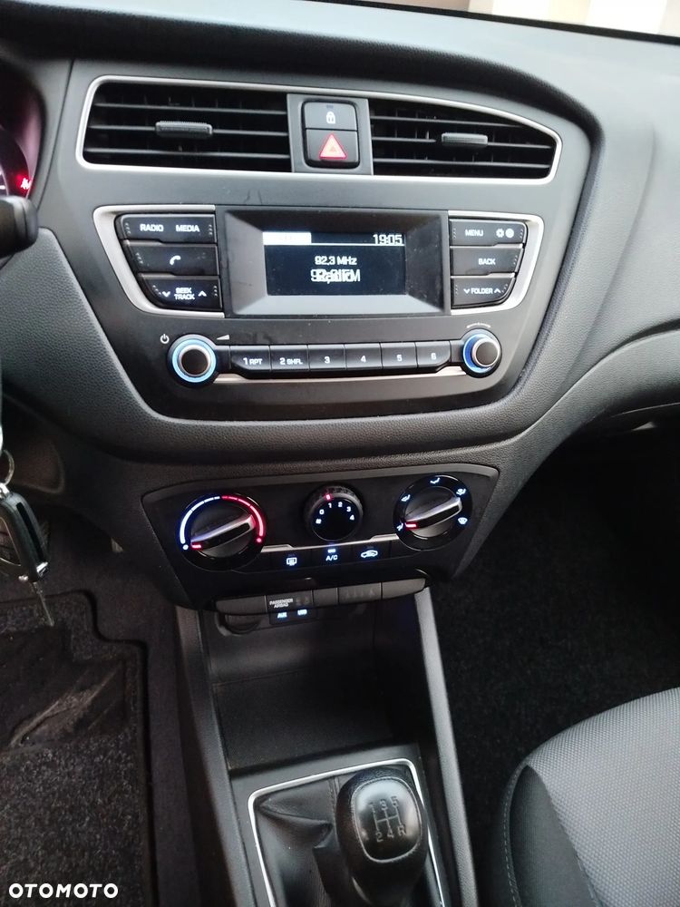 Hyundai i20 1.2 Comfort - 12