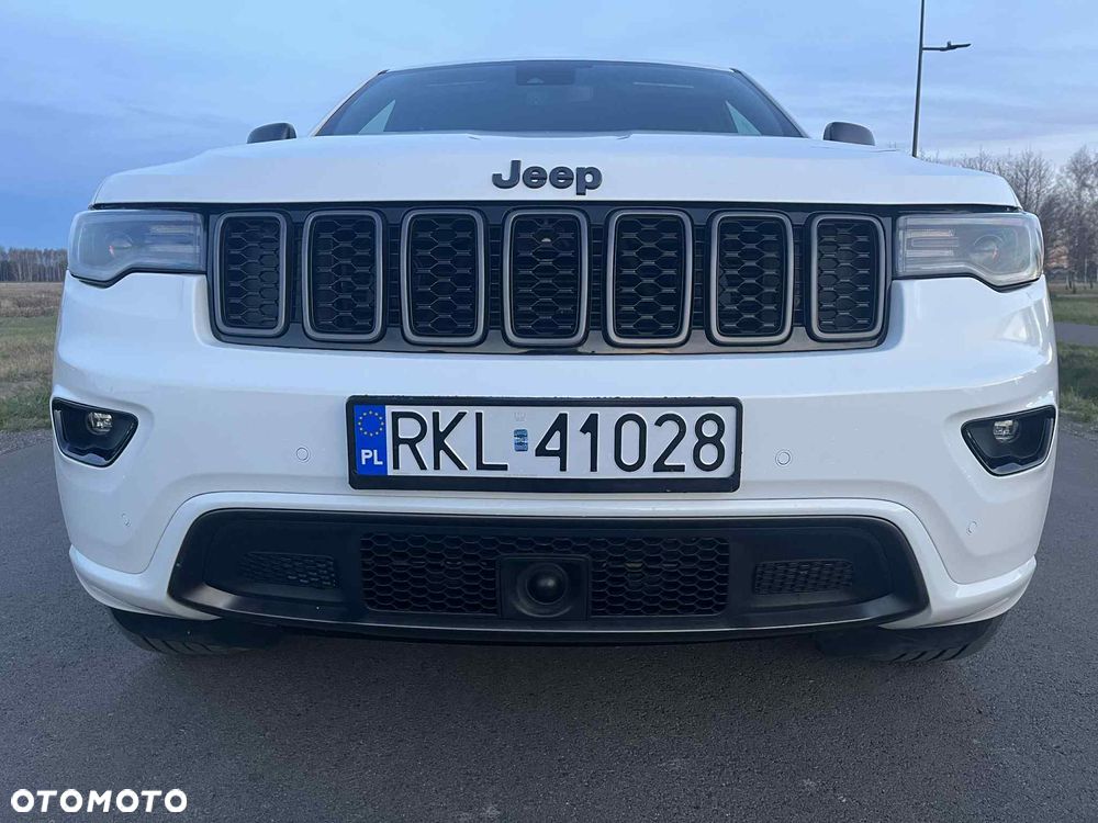 Jeep Grand Cherokee - 9