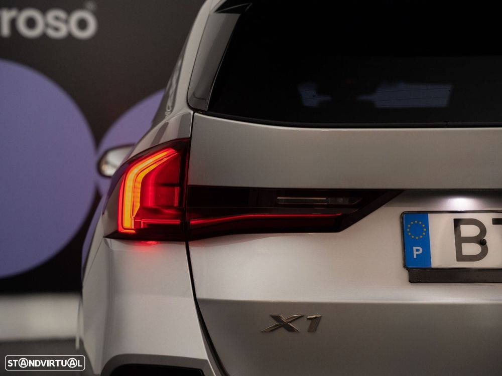 BMW X1 xDrive25e Pack Desportivo M - 11