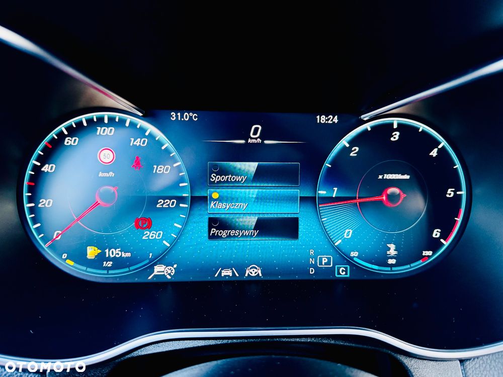 Mercedes-Benz GLC 220 d 4Matic 9G-TRONIC AMG Line Plus - 30