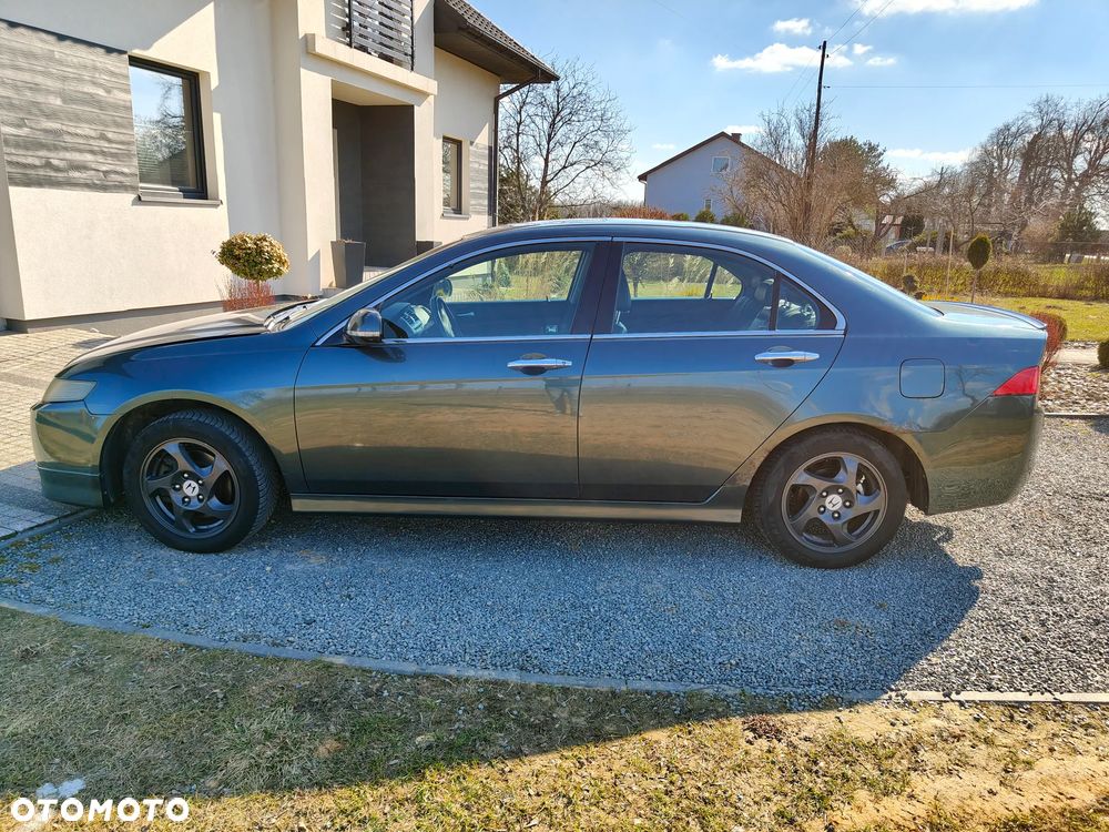 Honda Accord 2.0 Executive - 6