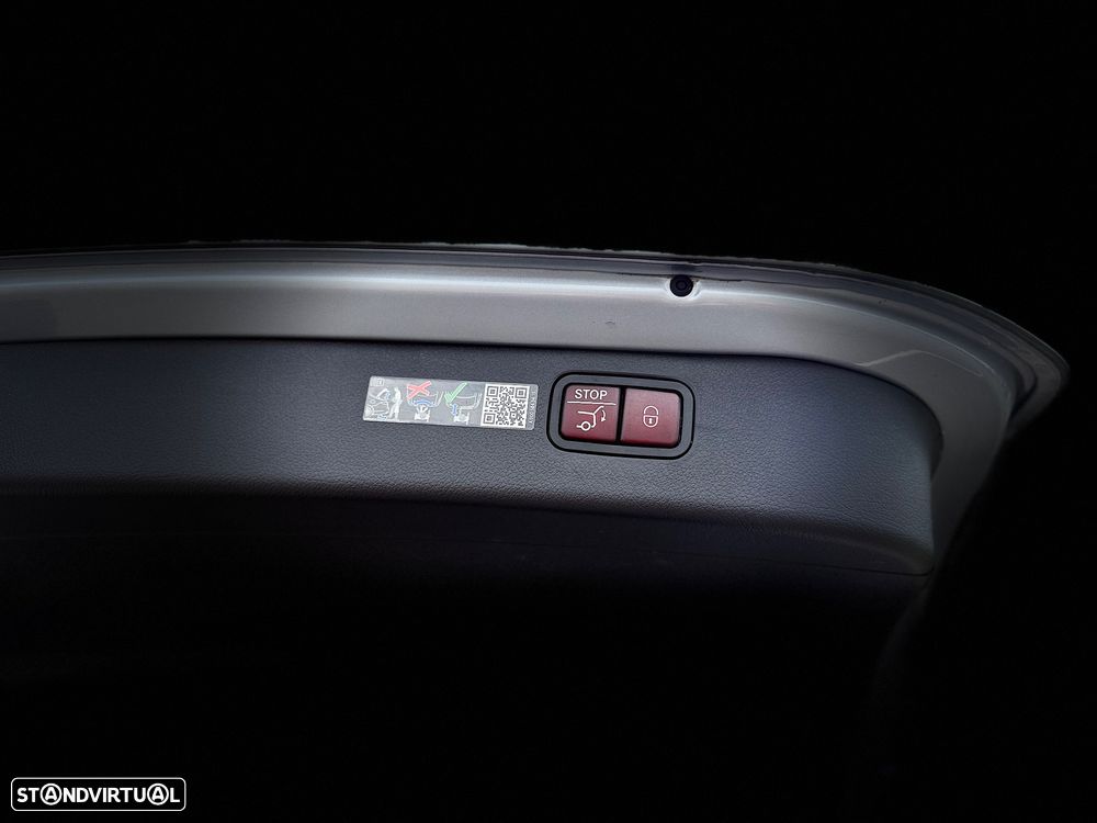 Mercedes-Benz C 300 de T 9G-TRONIC AMG Line - 27