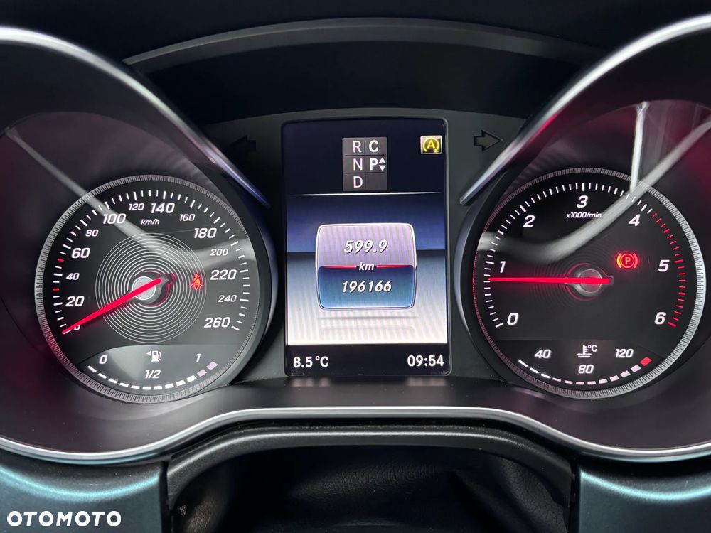 Mercedes-Benz Klasa V 250 d 4-Matic Exclusive 7G-Tronic - 19