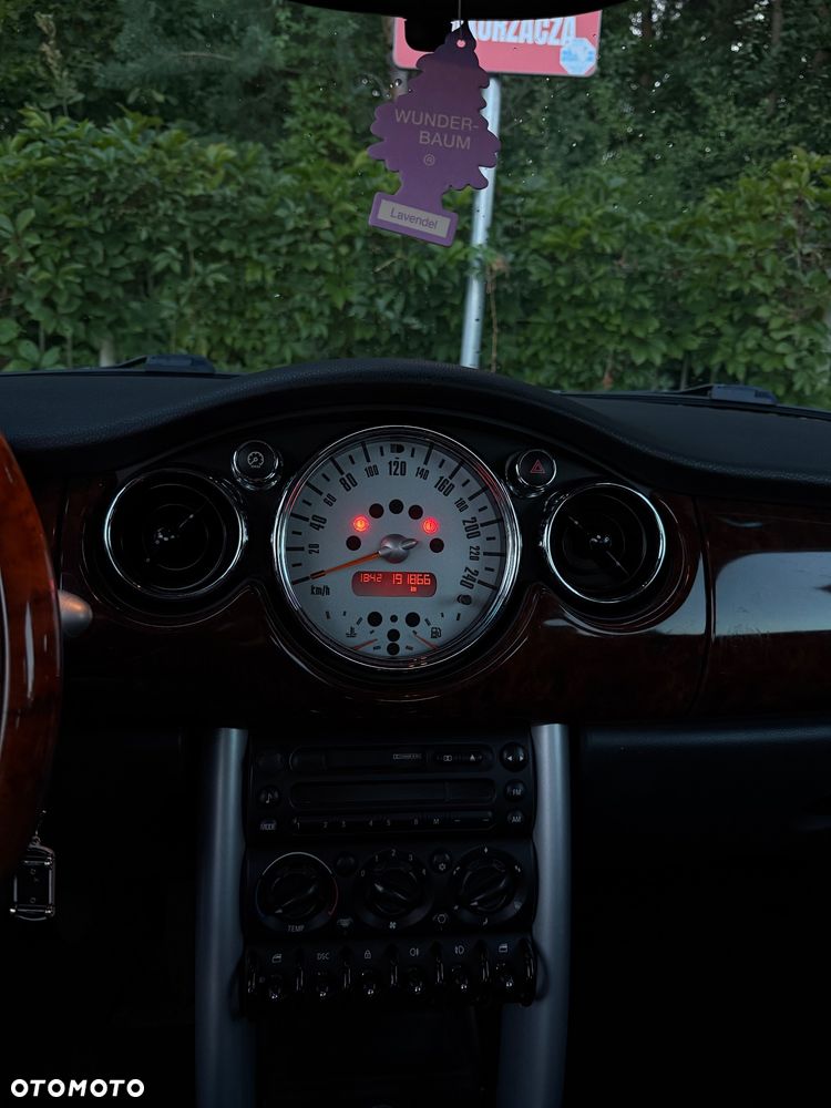 MINI Cooper Standard - 9
