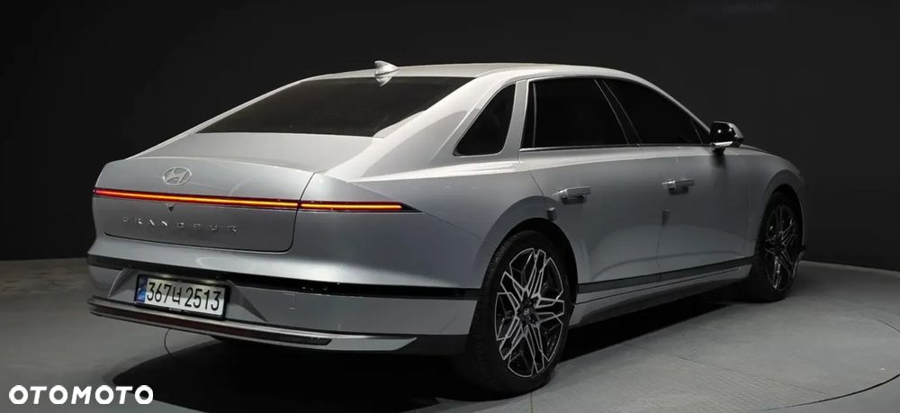 Hyundai Grandeur - 2