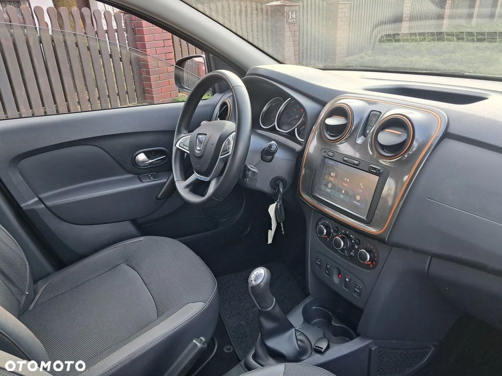 Dacia Sandero Stepway dCi 90 (S&S) Celebration - 10