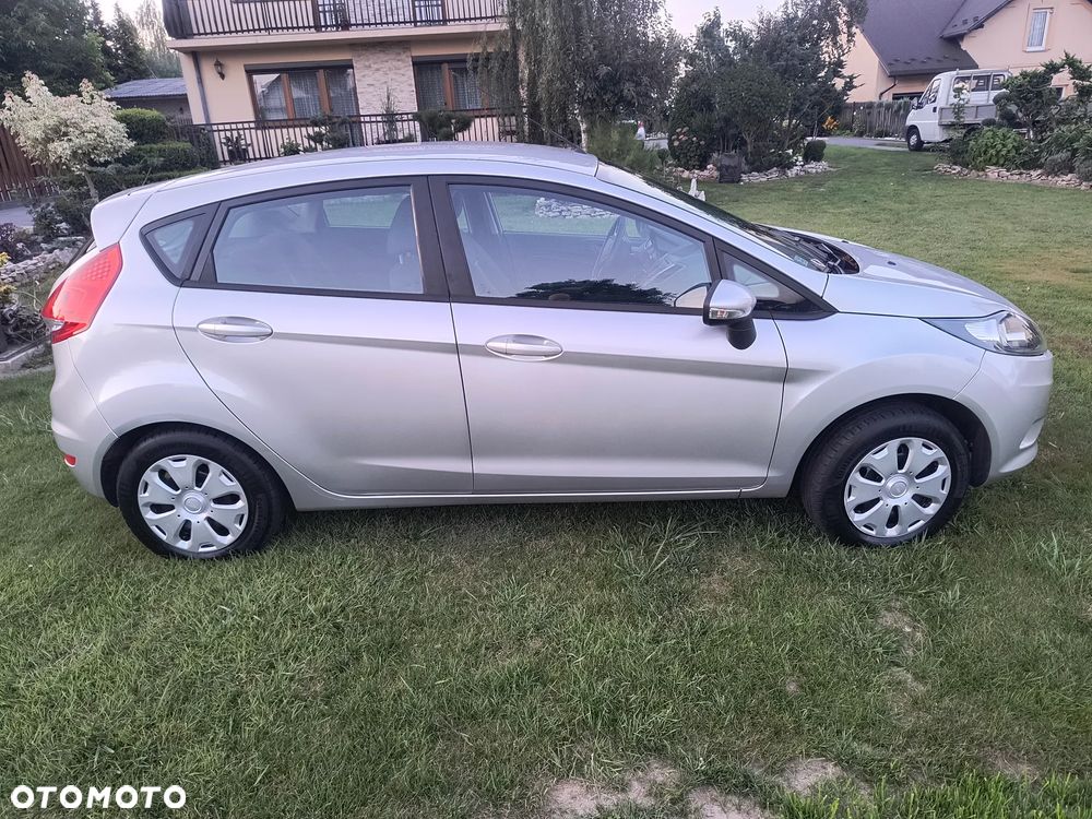 Ford Fiesta 1.25 Champions Edition - 2