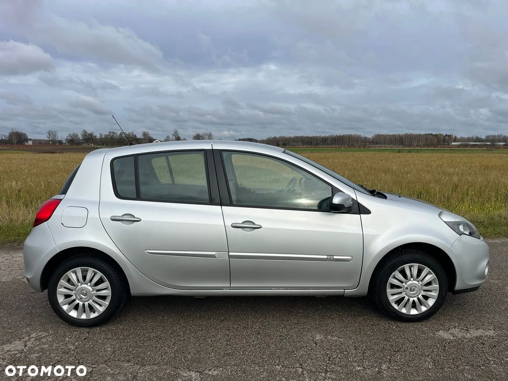 Renault Clio 1.2 16V 75 Dynamique - 16