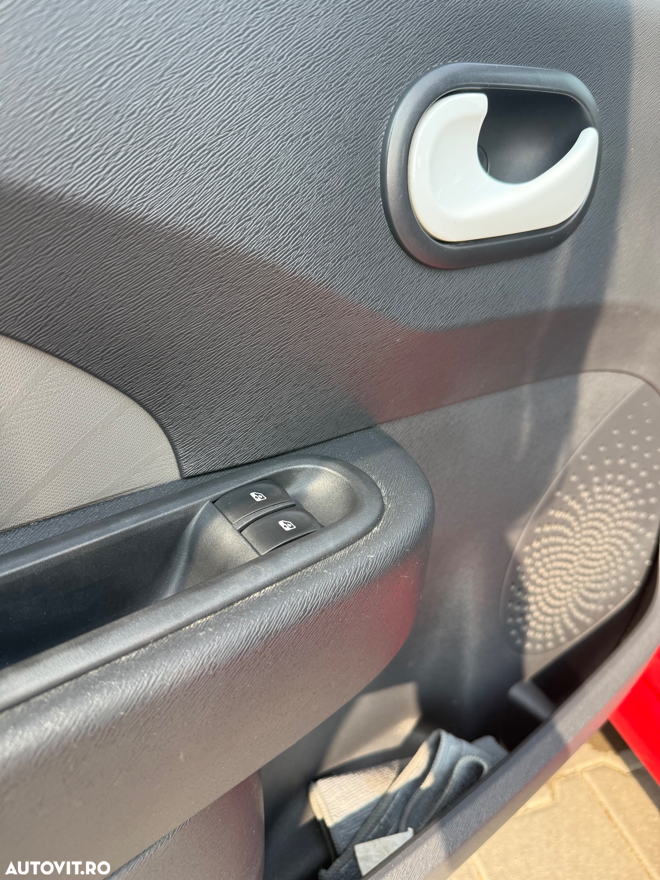 Renault Twingo 1.2 LEV 16V 75 Yahoo! - 10
