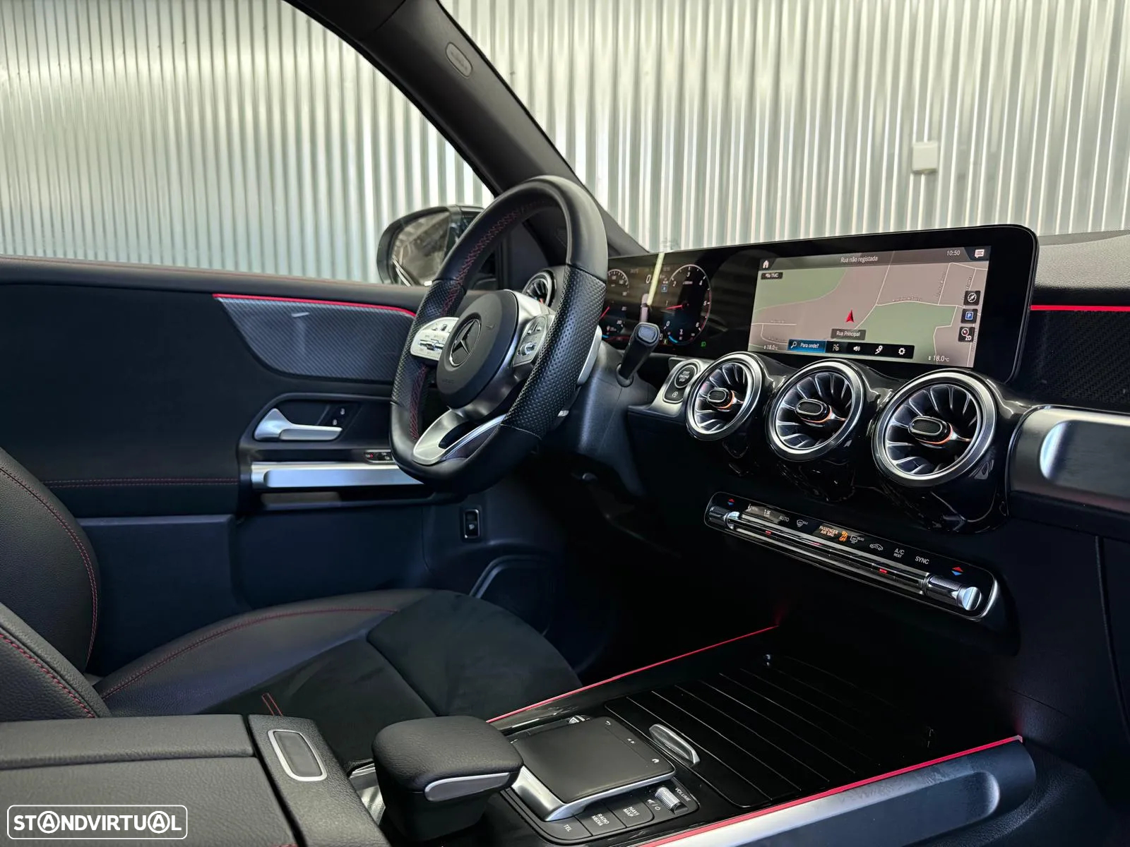 Mercedes-Benz GLB 180 d AMG Line - 24