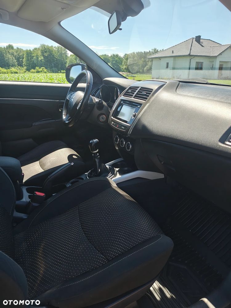Mitsubishi ASX 1.8 DI-D 2WD Instyle - 14