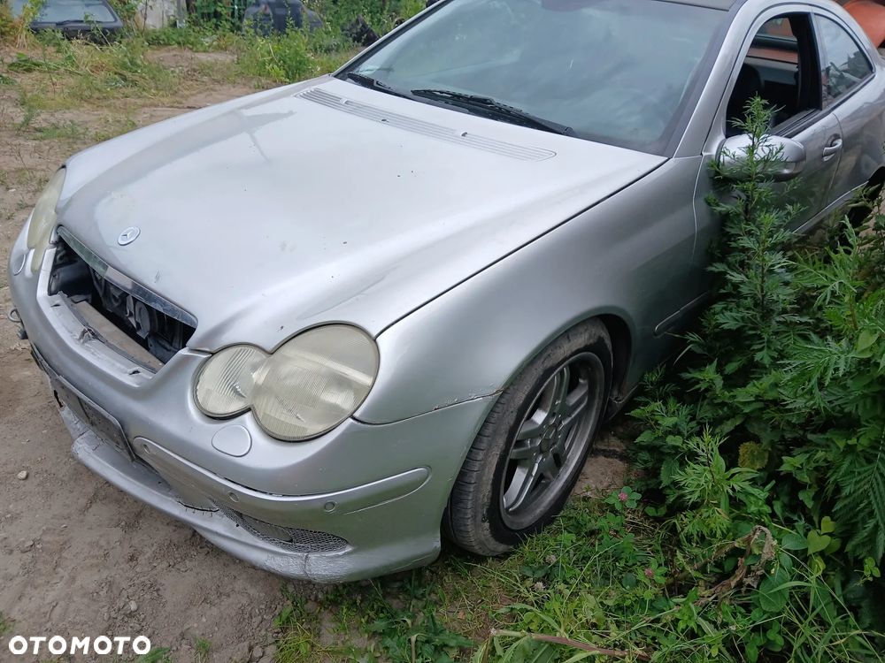 mercedes benz W203 C200 coupe 744 maska pokrywa silnika klapa bagażnika zderzak lampa reflektor - 1