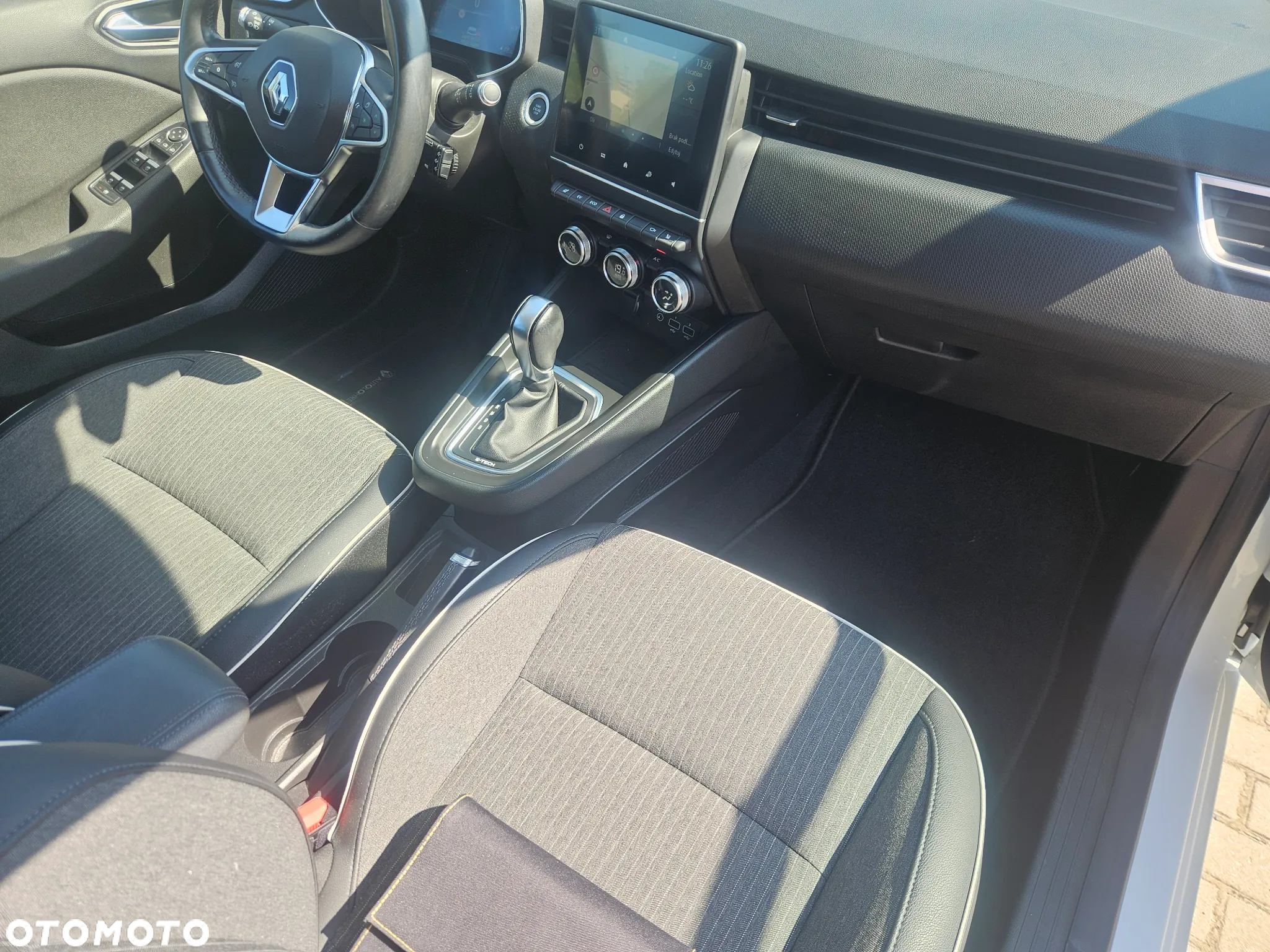 Renault Clio 1.6 E-TECH Intens - 14
