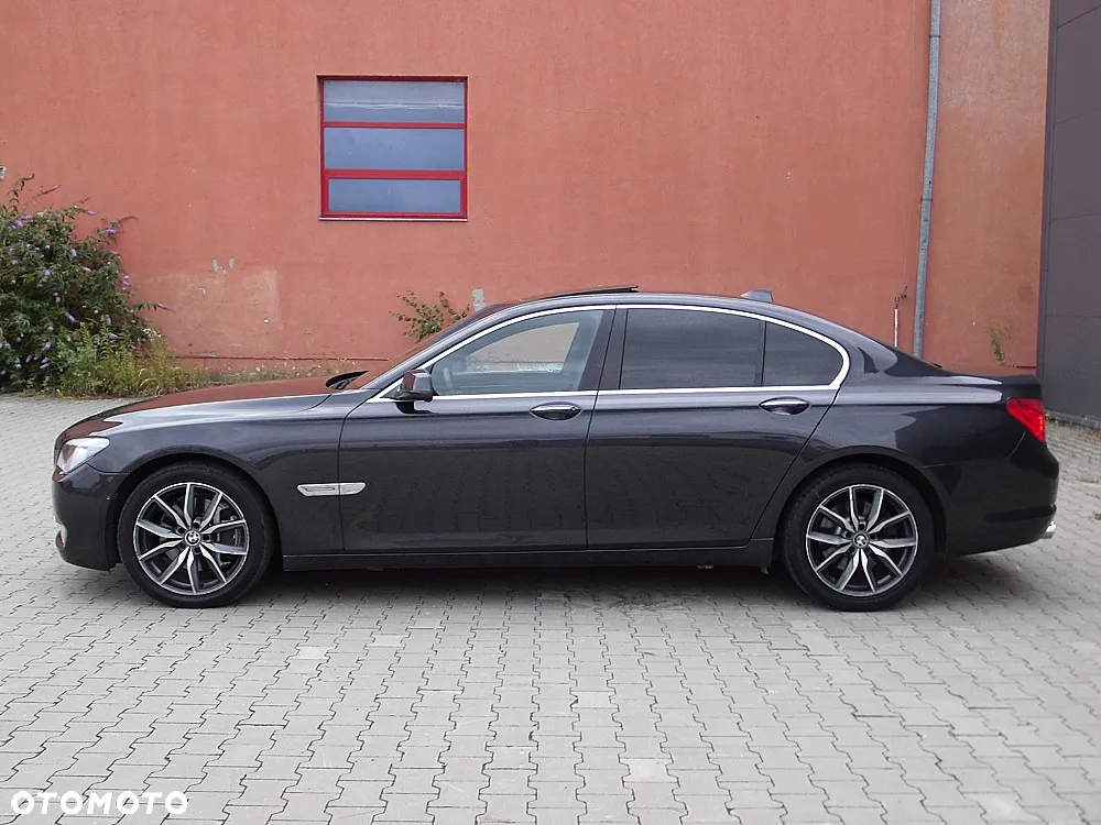 BMW Seria 7 730d - 17
