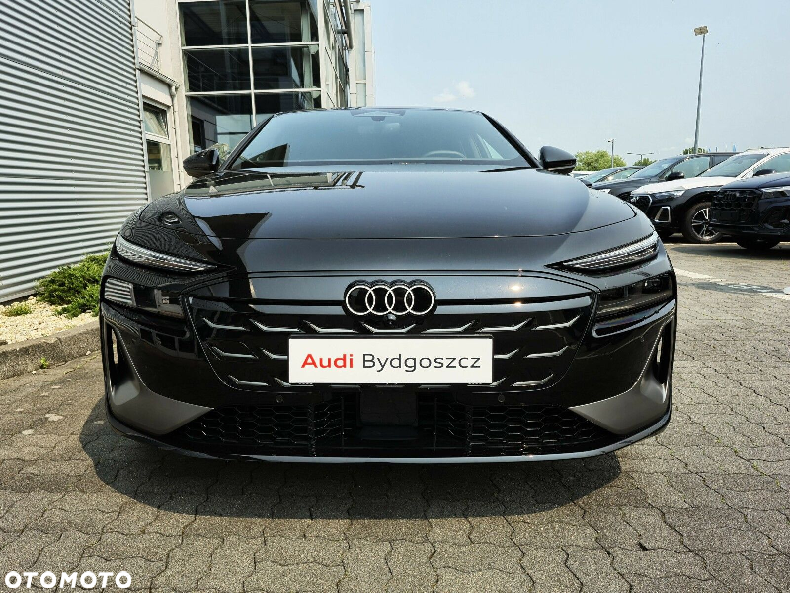Audi A6 e-tron - 11