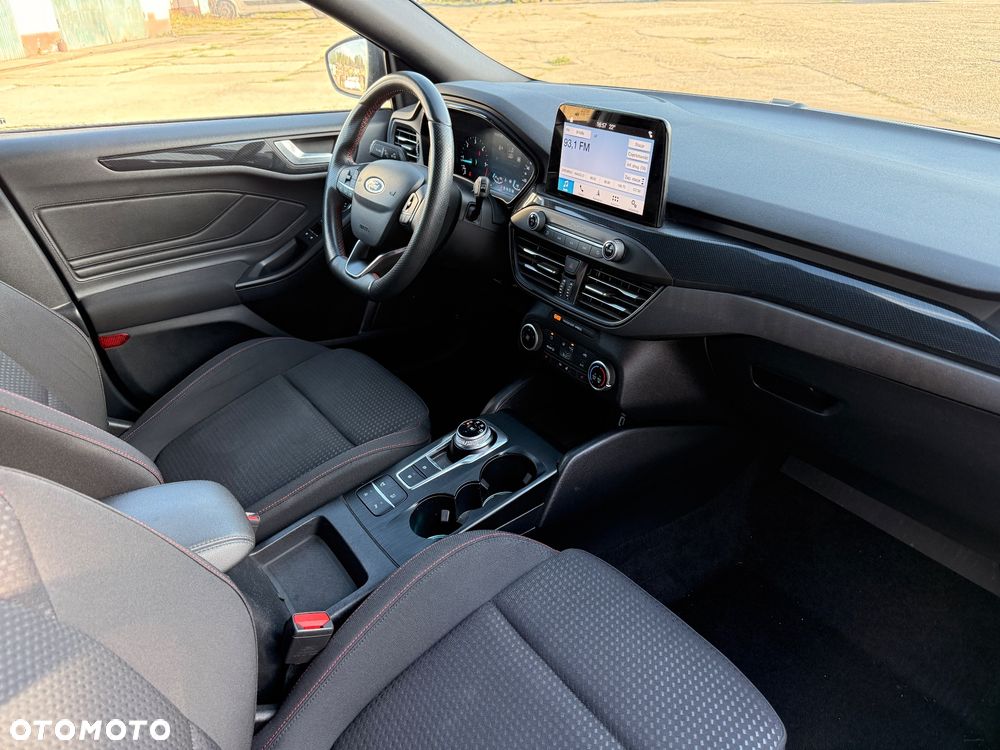 Ford Focus 2.0 EcoBlue Titanium X - 5