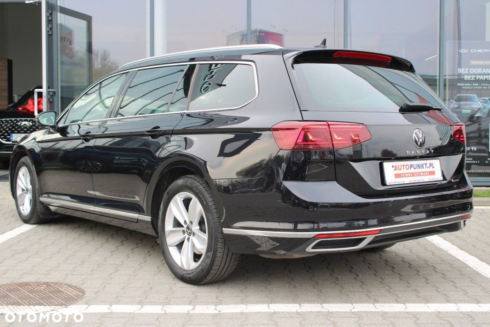 Volkswagen Passat - 5
