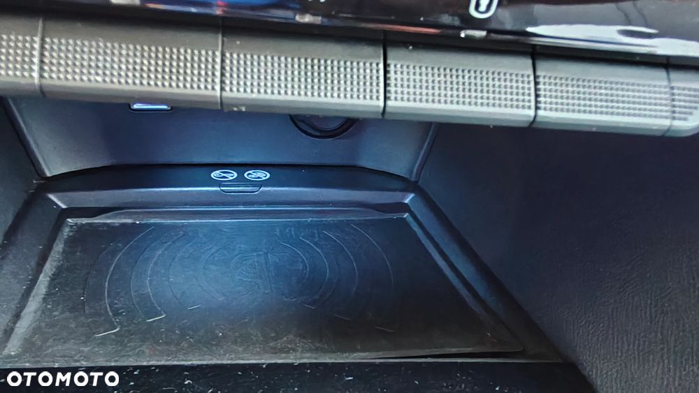 Peugeot 3008 1.5 BlueHDi GT Pack S&S EAT8 - 28
