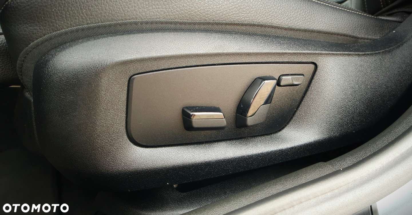 BMW Seria 5 - 16