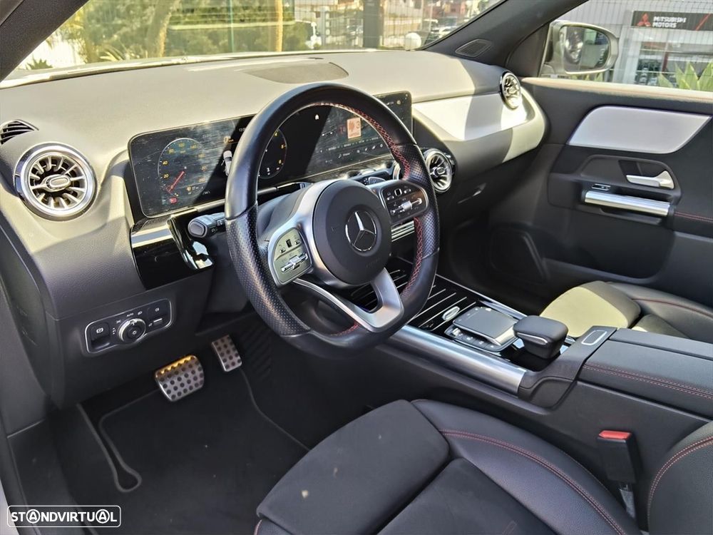 Mercedes-Benz GLA 220 d AMG Line - 11