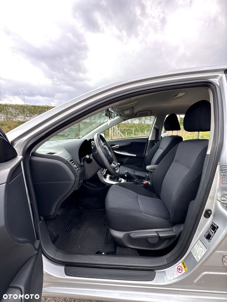 Toyota Corolla 1.6 Premium - 14