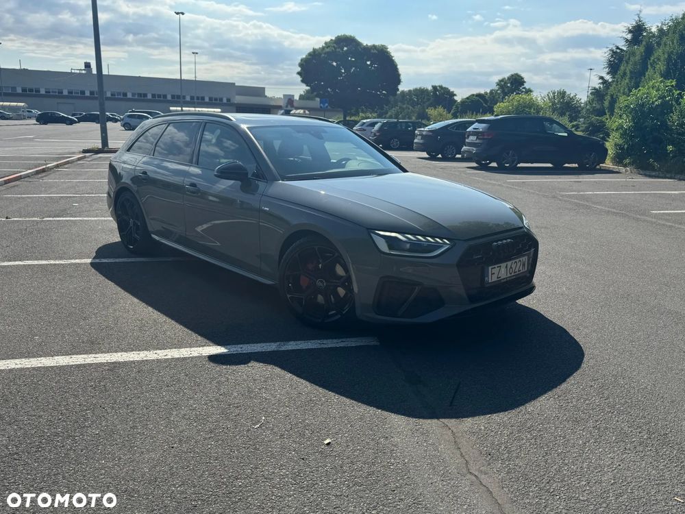 Audi A4 Avant - 11