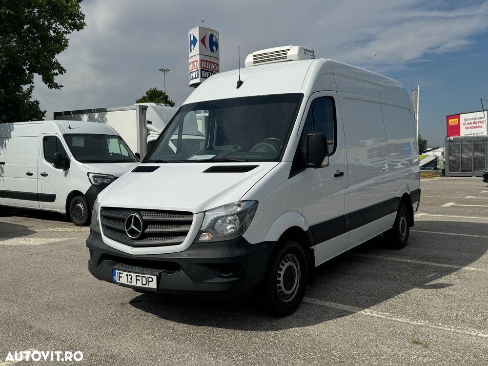 Mercedes-Benz Sprinter - 1