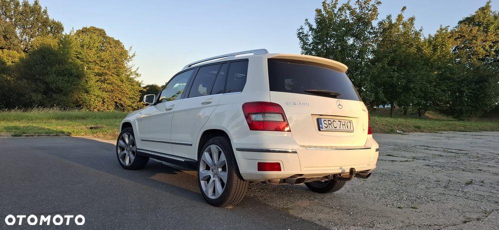 Mercedes-Benz GLK 350 4-Matic - 2
