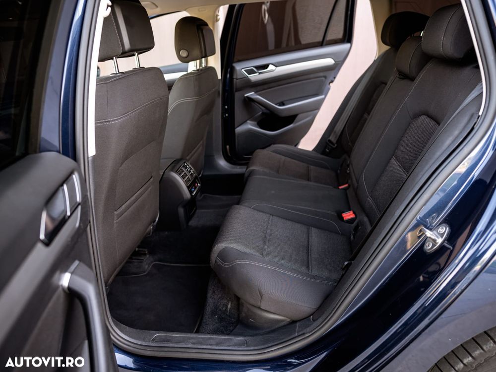 Volkswagen Passat 1.6 TDI Comfortline - 12