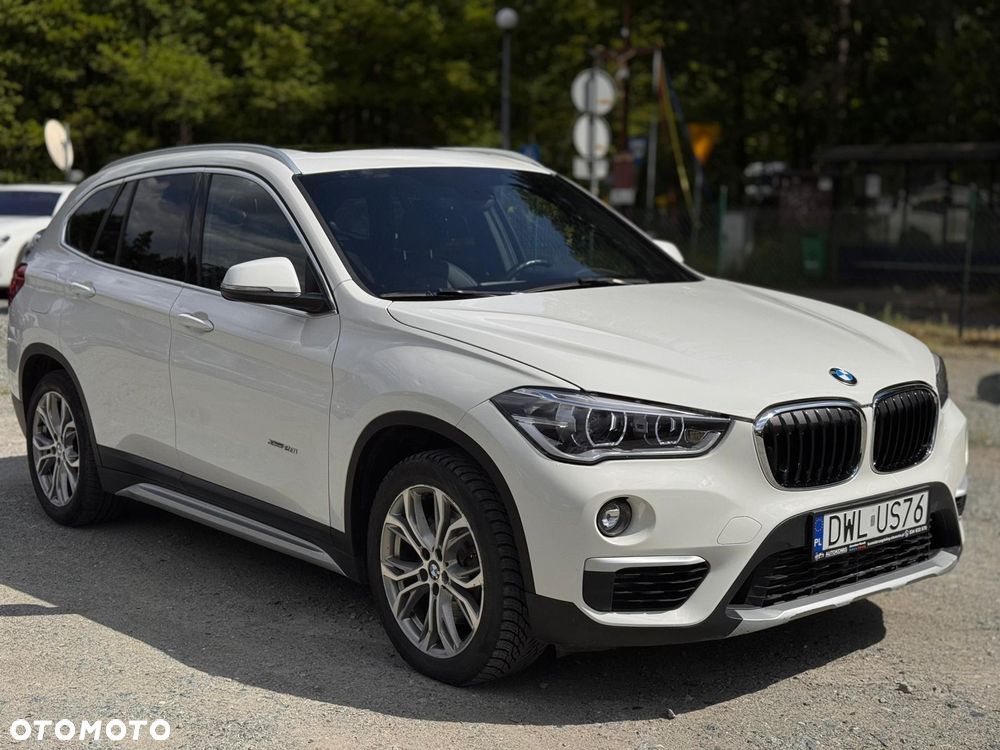 BMW X1 xDrive25i GPF xLine - 35