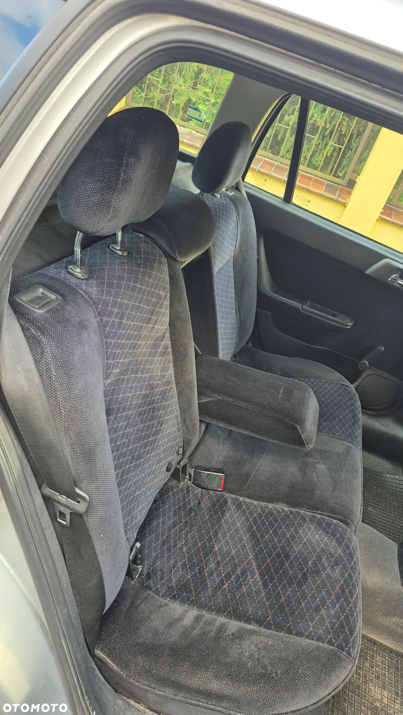 Opel Astra II 2.0 DI Elegance - 9