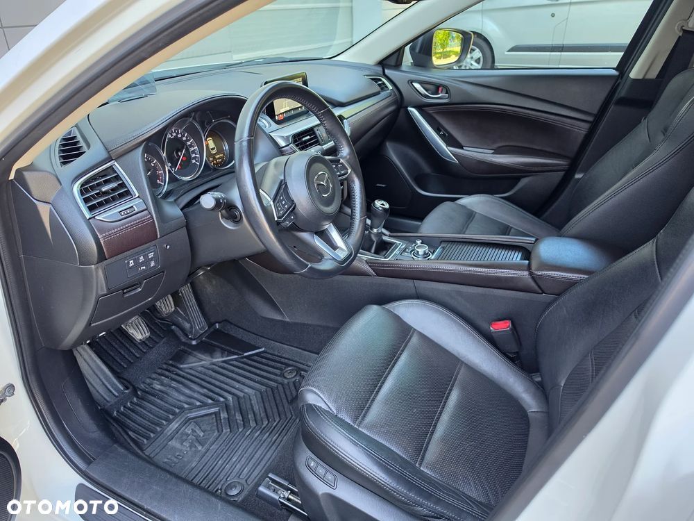 Mazda 6 2.0 SkyPrestige - 6