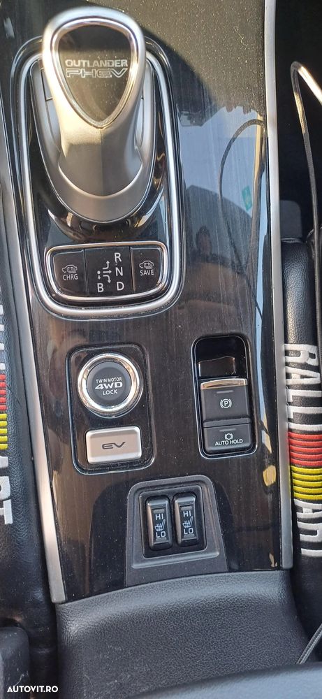Mitsubishi Outlander 2.0 4WD - 21