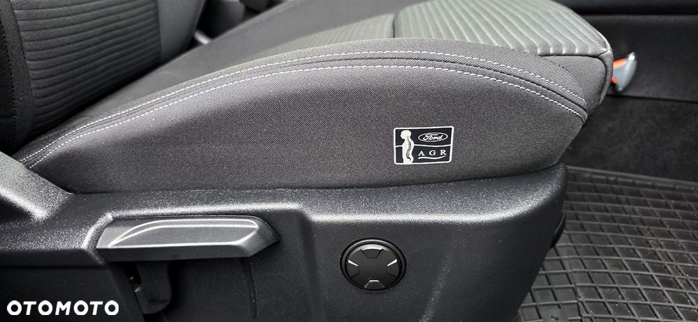 Ford Focus 1.5 EcoBoost Titanium Business - 16